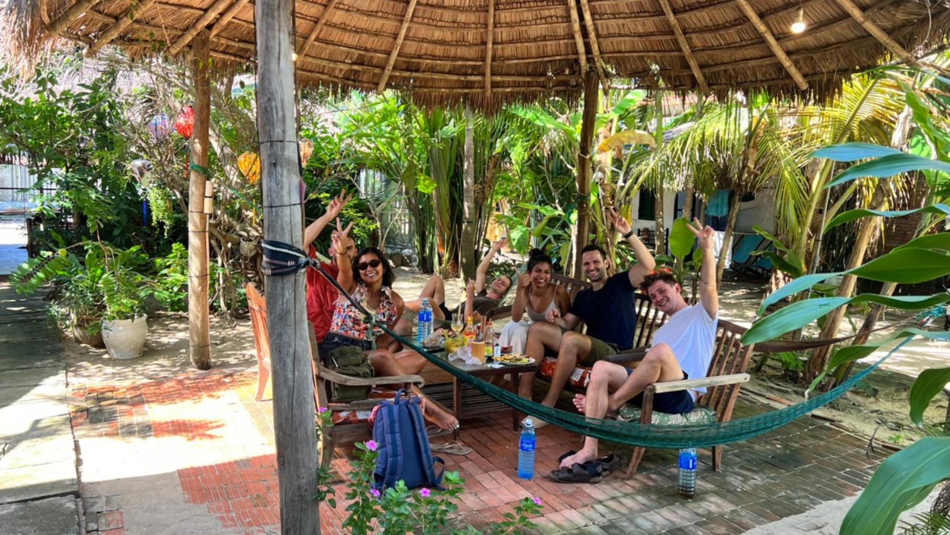 The Seaside Bungalow Hostel And Bar Hoi An Exterior photo